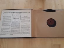 Attachment thumbnail