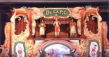 tmec15a.jpg Mike Ames - 70-key Decap Dutch street organ