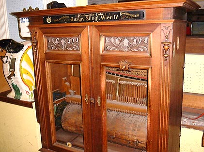 museeMechSF05.jpg (82 kb)