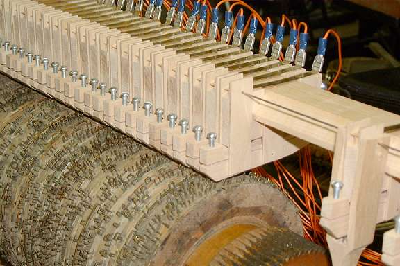 smithc02.jpg (39 kb)