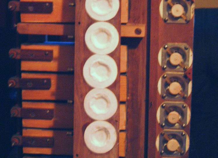 mfudge_pouches.jpg (42 kb)