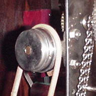 coinola_pulley002.jpg (15 kb)